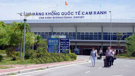 Bổ sung Cam Ranh là sân bay căn cứ