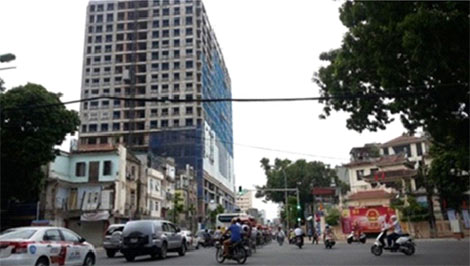 Vụ 8B Lê Trực: Nếu tháo dỡ chậm Sở Xây dựng sẽ vào cuộc