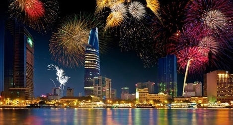 TP Hồ Chí Minh bắn pháo hoa trong dịp đón năm mới 2016