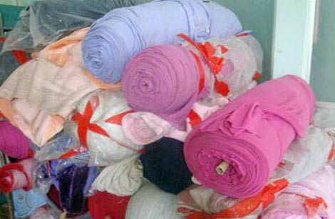 Tạm giữ hàng chục ngàn mét vải không hóa đơn chứng từ
