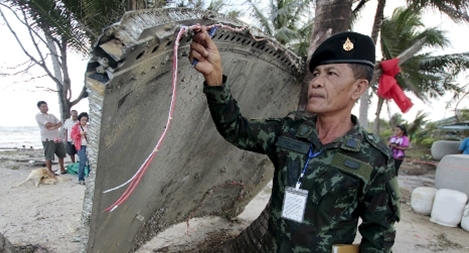 Mảnh vỡ tìm thấy tại Thái Lan không phải của MH370