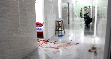 Mâu thuẫn tình cảm, đâm người tình rồi tự tử