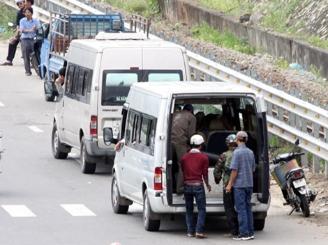 Tăng cường kiểm tra, xử lý "xe dù, bến cóc"