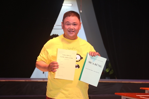 Minh Béo “thừa thắng xông lên” sau khi được mùa Kịch Tết