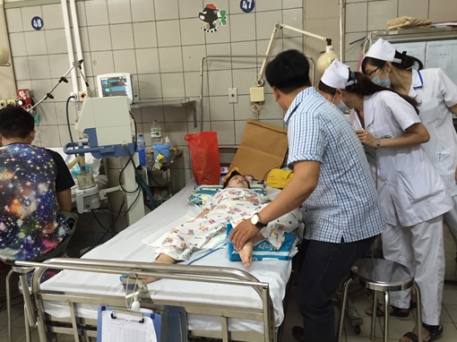 Nữ sinh lớp 12 tử vong do viêm não, theo dõi 50 người tiếp xúc