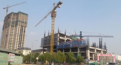 Siết tín dụng đối với BĐS: Doanh nghiệp hoang mang, lo lắng