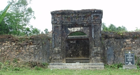 Hơn 3,8 tỷ đồng tu bổ di tích lăng mộ chúa Nguyễn Hoàng