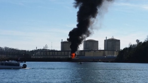 Mỹ đóng cửa lò phản ứng hạt nhân sau hỏa hoạn