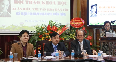 Xuân Diệu và những bài thơ ngoài tình yêu đôi lứa