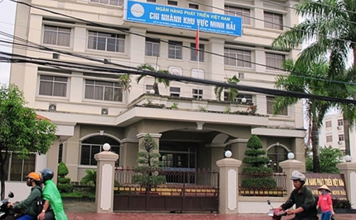 Truy tố 16 đối tượng lập hồ sơ khống vay vốn