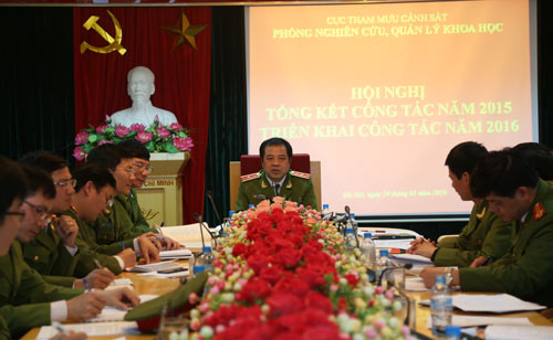 Nguyện tiếp nối những chiến công và thành tích vẻ vang