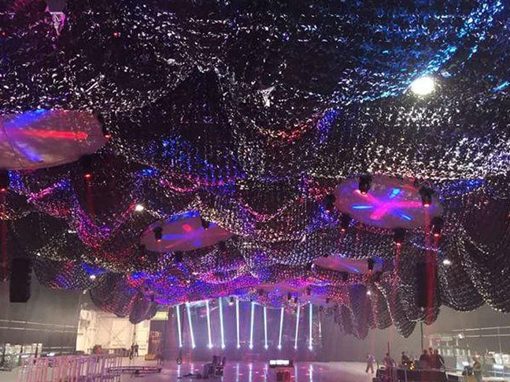 Festival âm nhạc bị đình chỉ vì 5 khán giả đột tử dưới sân do sốc ma túy