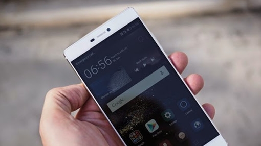 Đi cướp giật kiếm tiền chơi game