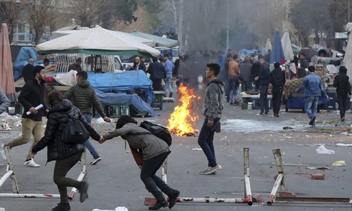 Thổ Nhĩ Kỳ: Gần 20 người thương vong trong một vụ đánh bom xe