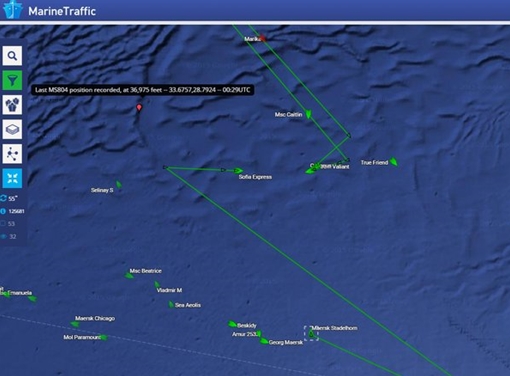 Hải quân Ai Cập tìm thấy mảnh vỡ của máy bay