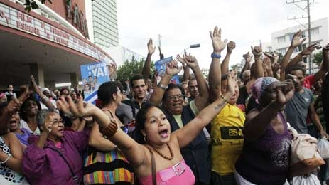 Dấu mốc lịch sử của mối quan hệ đầy sóng gió