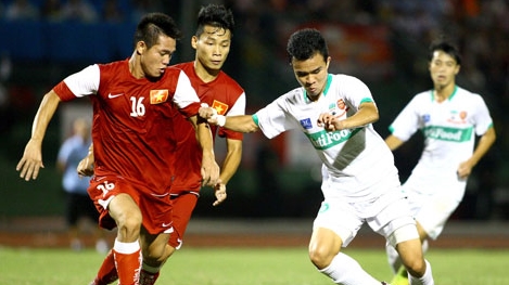 Bảo vệ bóng đá đẹp