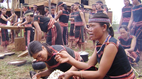 Đặc sắc mùa lễ hội Tây Nguyên