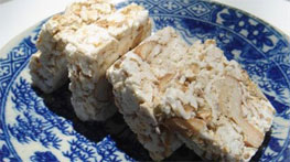 Mùa rang nổ, ép cốm hộc ở Bình Thuận