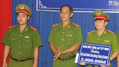 Triệt phá vụ cướp xôn xao dư luận Tây Ninh, cảnh sát được khen thưởng