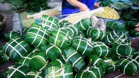 Tết sớm biếc xanh ở làng bánh chưng Tranh Khúc 