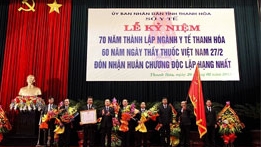 Ngành Y tế đón nhận Huân chương Độc lập