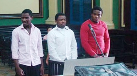 Ly kỳ chuyện những quý bà sập bẫy siêu lừa gốc Phi