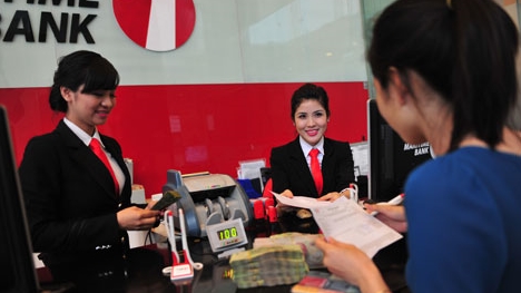 Mặc sức 'siết thòng lọng' người vay