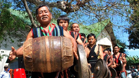 Kon Tum, toàn tỉnh có 457 đội cồng chiêng