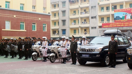 Bộ Tư lệnh Cảnh vệ ra quân bảo vệ Đại hội IPU 132