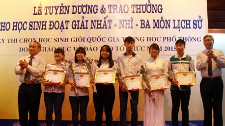 Tuyên dương 130 học sinh giỏi quốc gia môn Lịch sử