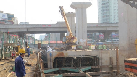 Những công trình không nghỉ lễ ở Thủ đô