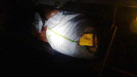 Bố vợ con rể bị bắt cùng gần nửa tấn thuốc nổ