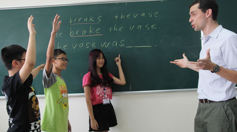 Trải nghiệm tương lai cùng Trại hè Vinschool 2015