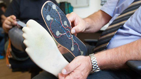 Chân giả cho cảm giác như thật