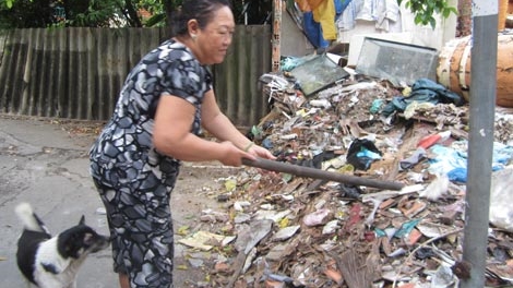 Tưởng có công viên, ai ngờ sống giữa kênh nước đen ô nhiễm