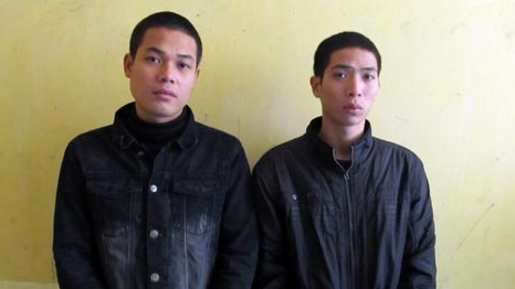 Tranh giành địa bàn ‘thông tắc bể phốt’ bằng… dao