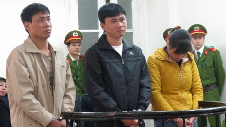 Rủ đồng bọn bắt giữ bạn để đòi tiền