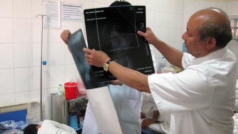 Bỏ quy định 'ngực lép, chân ngắn, nhẹ cân' không được lái xe