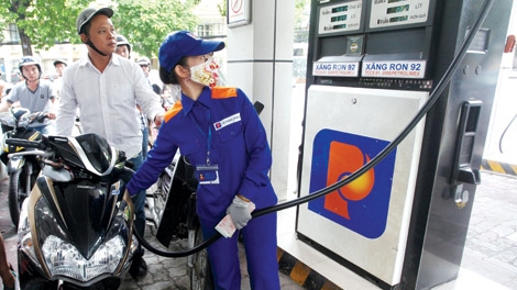 Sắp tăng giá bán lẻ xăng dầu?