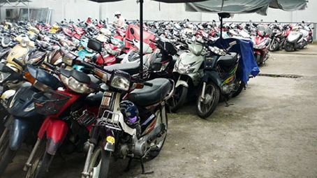 Tìm chủ sở hữu xe máy