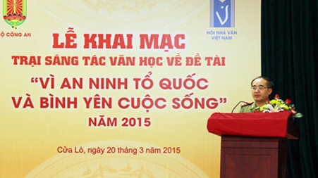 Kết thúc cuộc thi Viết tiểu thuyết, truyện và ký về đề tài 'Vì an ninh Tổ quốc và bình yên cuộc sống' (2012 – 2015)