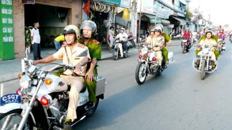 Hà Nội tăng cường tuần tra giao thông dịp nghỉ lễ 30-4 và 1-5