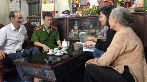 Sống bám cầu đường, chết kiên cường bất khuất