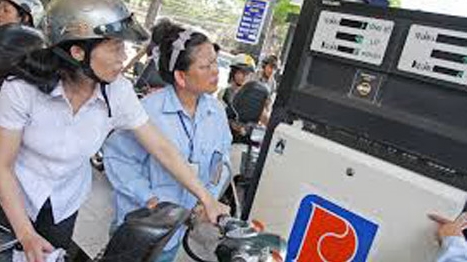 Tránh điều chỉnh dồn dập giá các mặt hàng thiết yếu