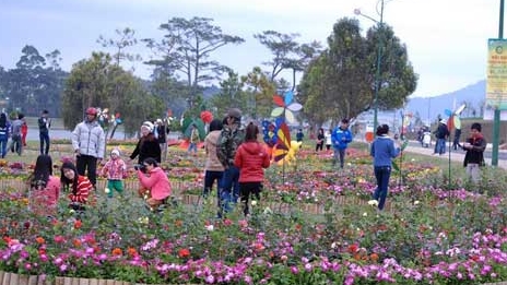 Cơ sở lưu trú đua nhau “thổi giá” dịp lễ 30/4 và 1/5