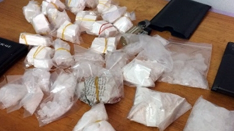  2kg ma túy 'lẫn' trong lô súng đạn