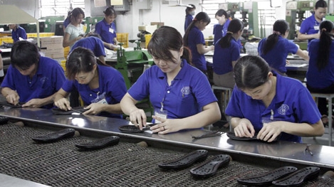 Thúc đẩy tăng trưởng, tháo gỡ khó khăn cho các lĩnh vực sản xuất