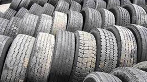 Bắt giam nữ kế toán buôn lậu hơn 4.700 tấn lốp ôtô cũ