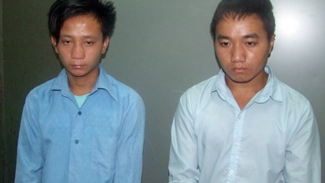 Bắt 2 đối tượng giết người, cướp tài sản